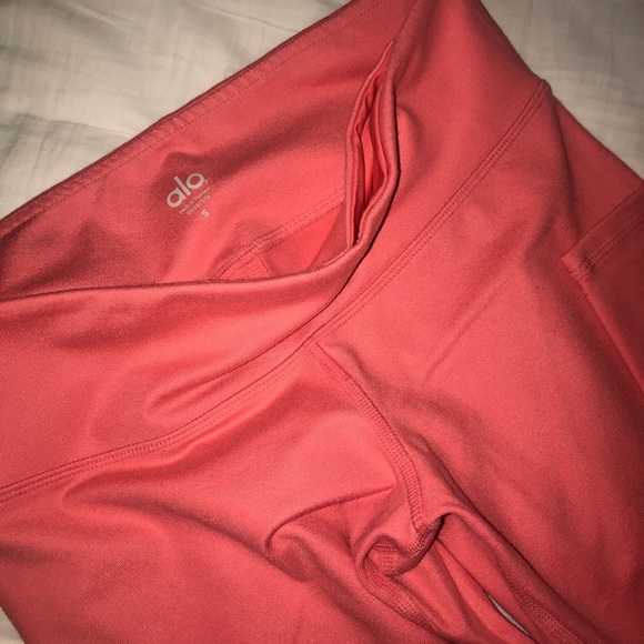 Women’s Alo yoga airbrush leggings guava small - Picture 5 of 6